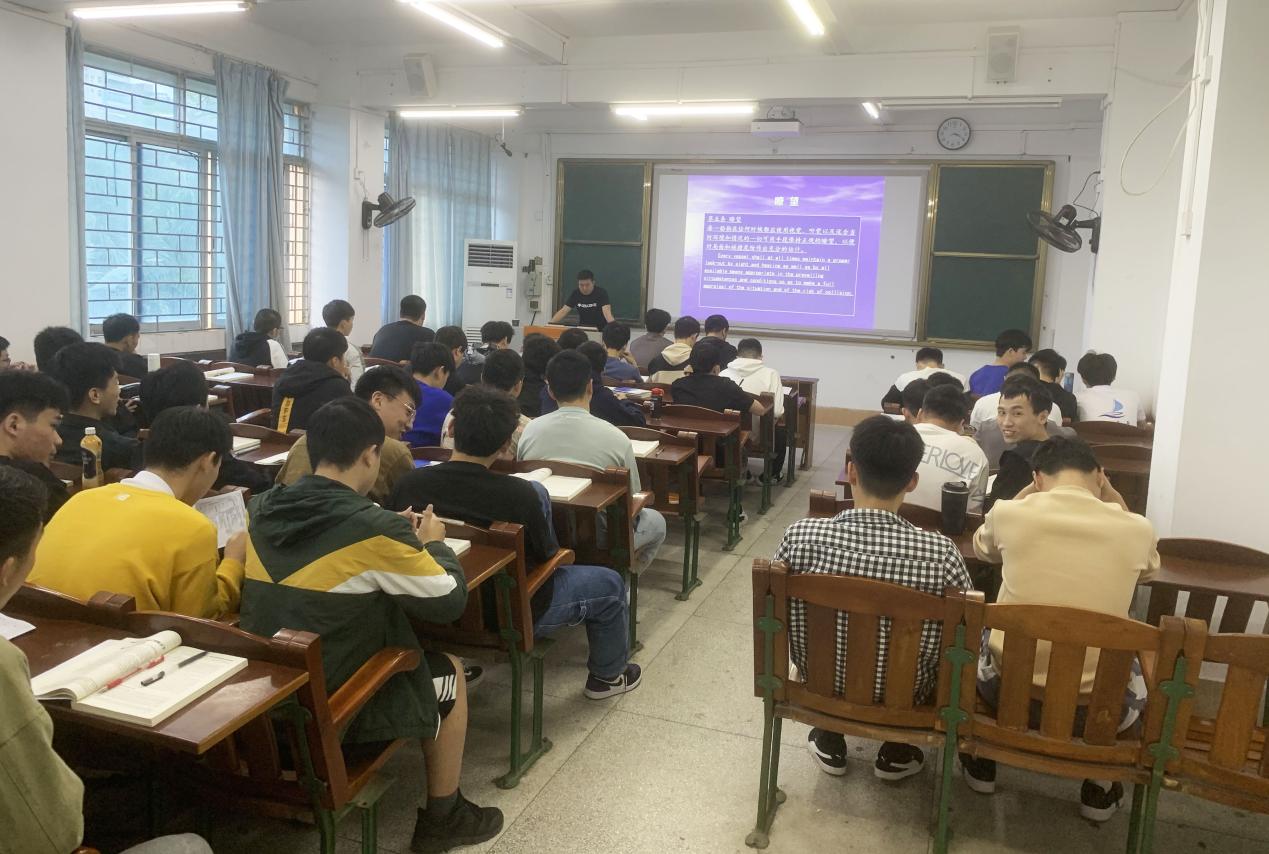 说明: c80f6f4e1d5262bbf7e56460af3f880